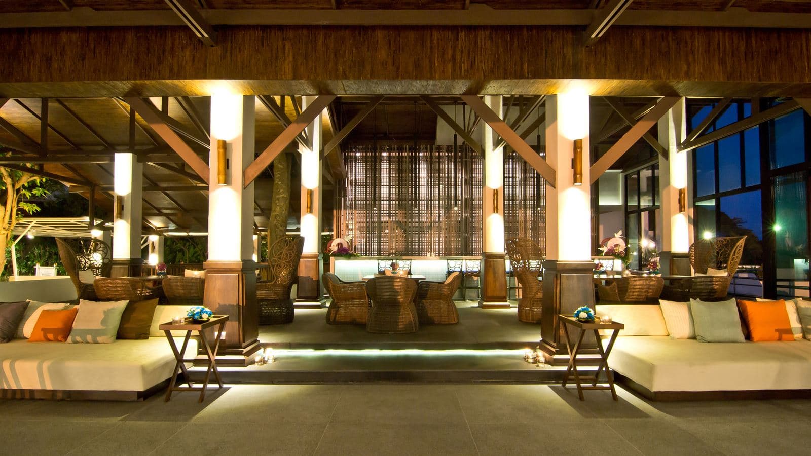 bars-sunset-terrace-lobby-and-bar