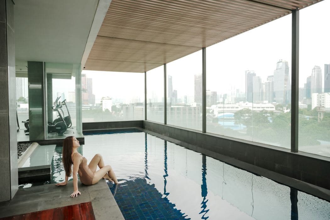 pools-indoor-pool