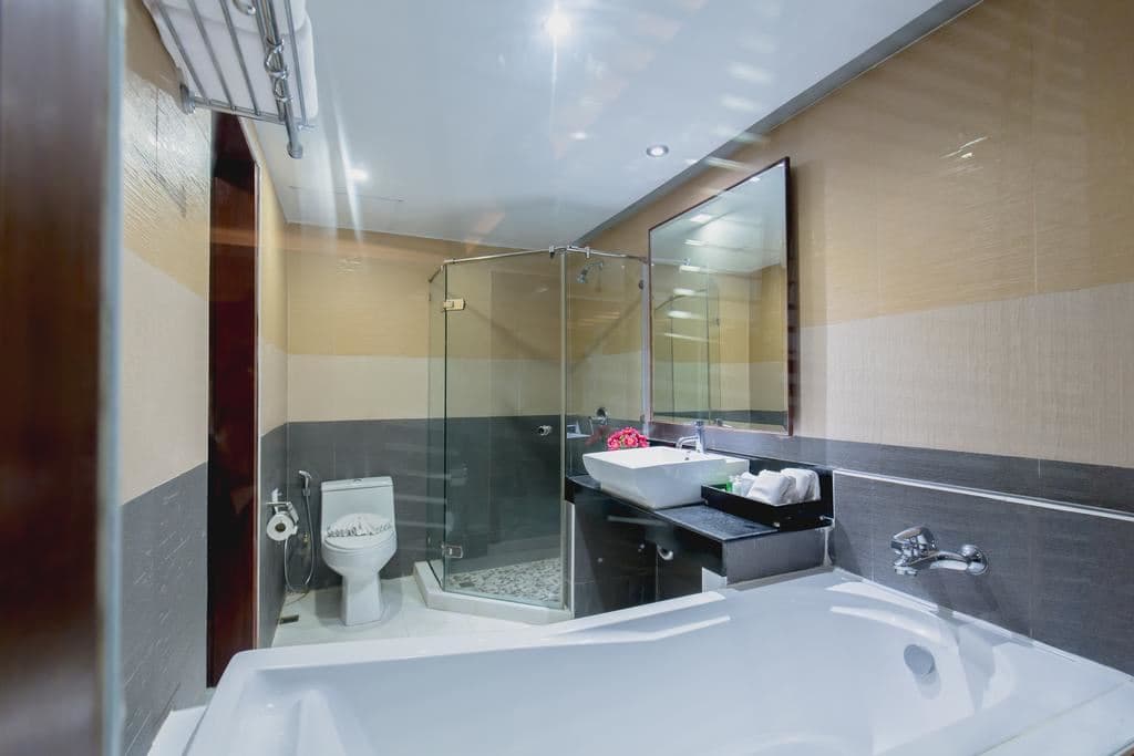 rooms-deluxe-room