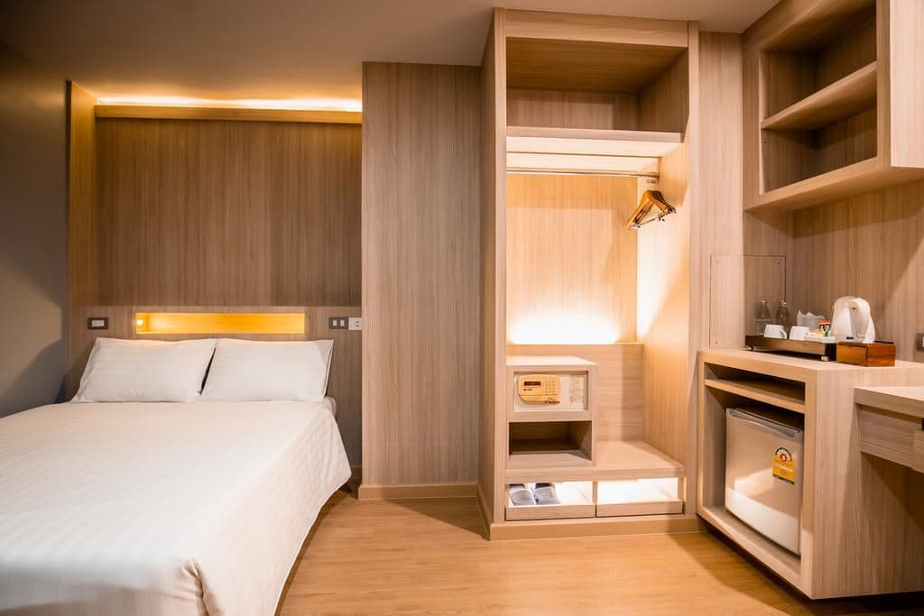 rooms-standard-room