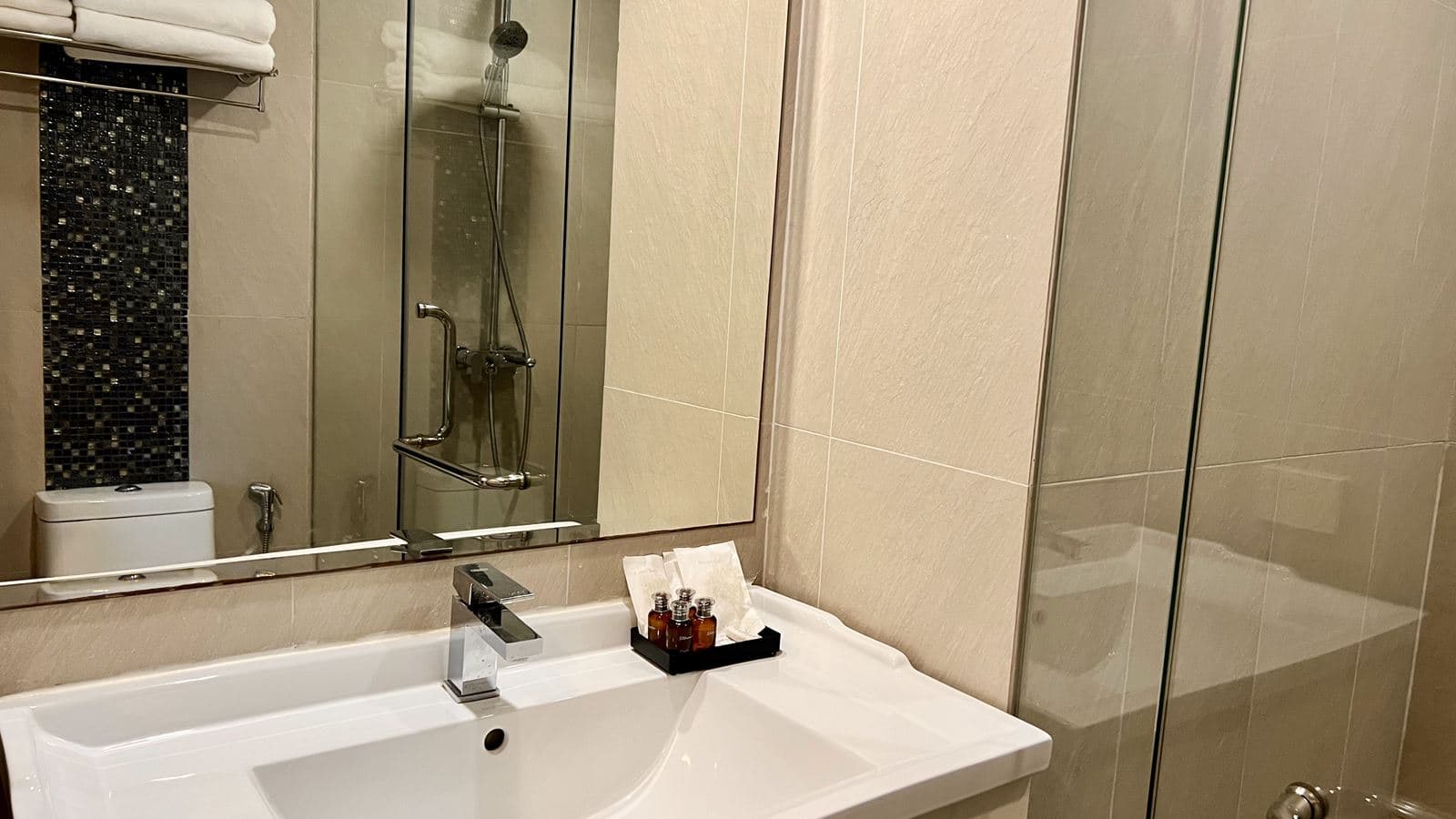 rooms-standard-twin