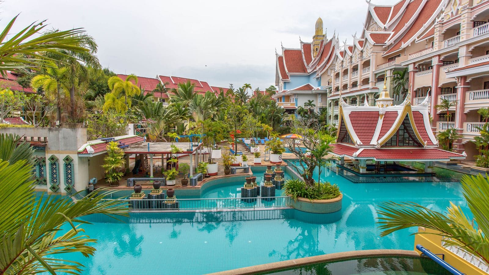 pools-outdoor-pool