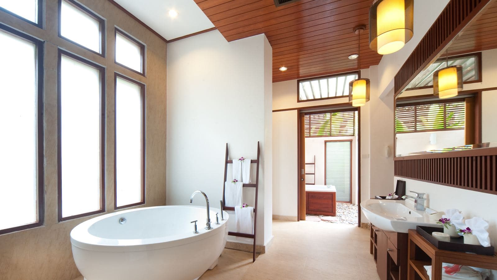 rooms-jacuzzi-suite