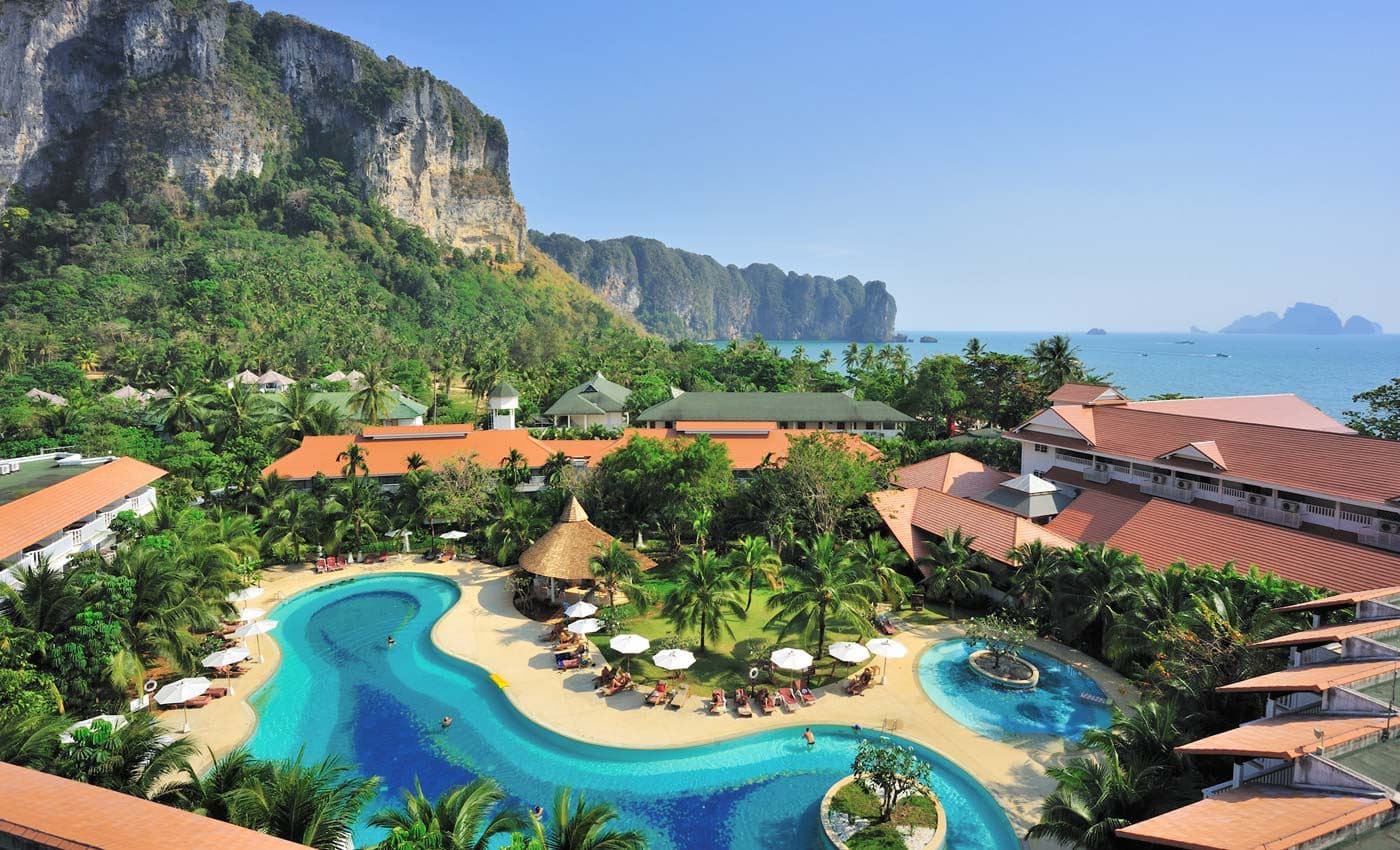 pools-outdoor-pool