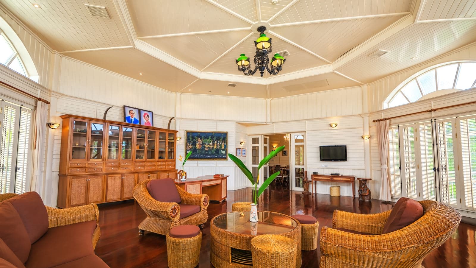 rooms-manathai-suites