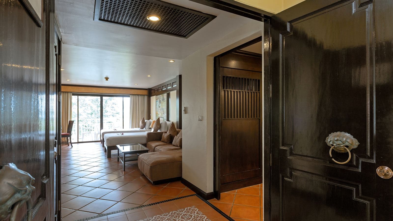 rooms-family-room