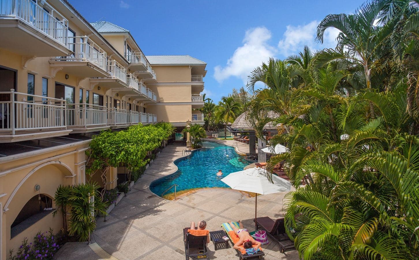 pools-outdoor-pool