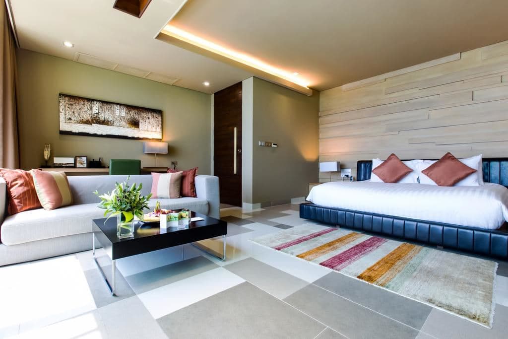 rooms-deluxe-suite