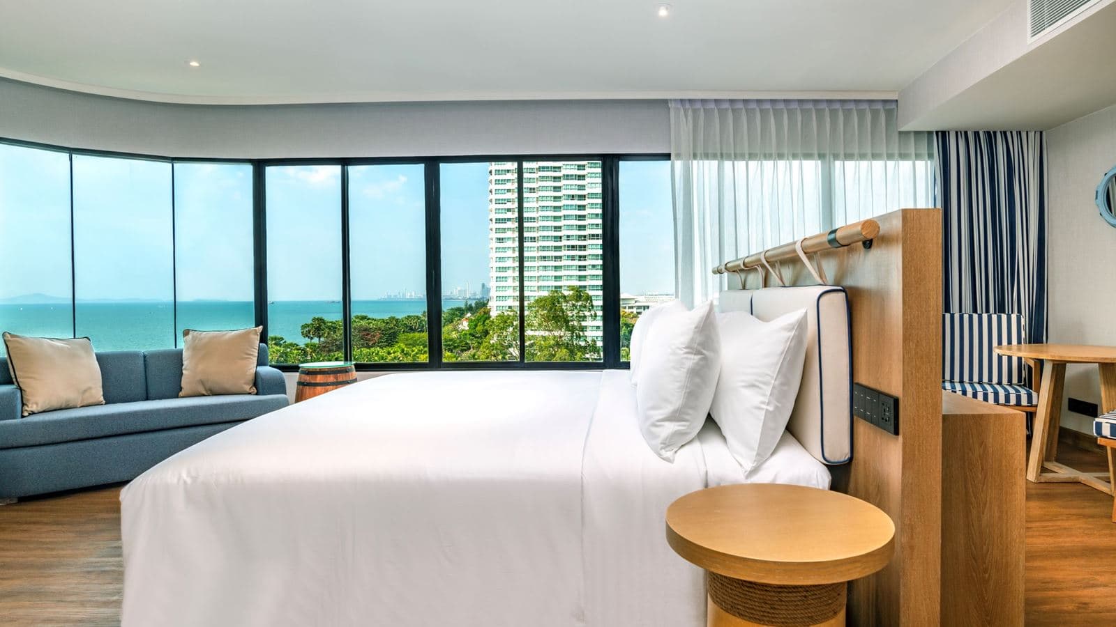 rooms-junior-suite