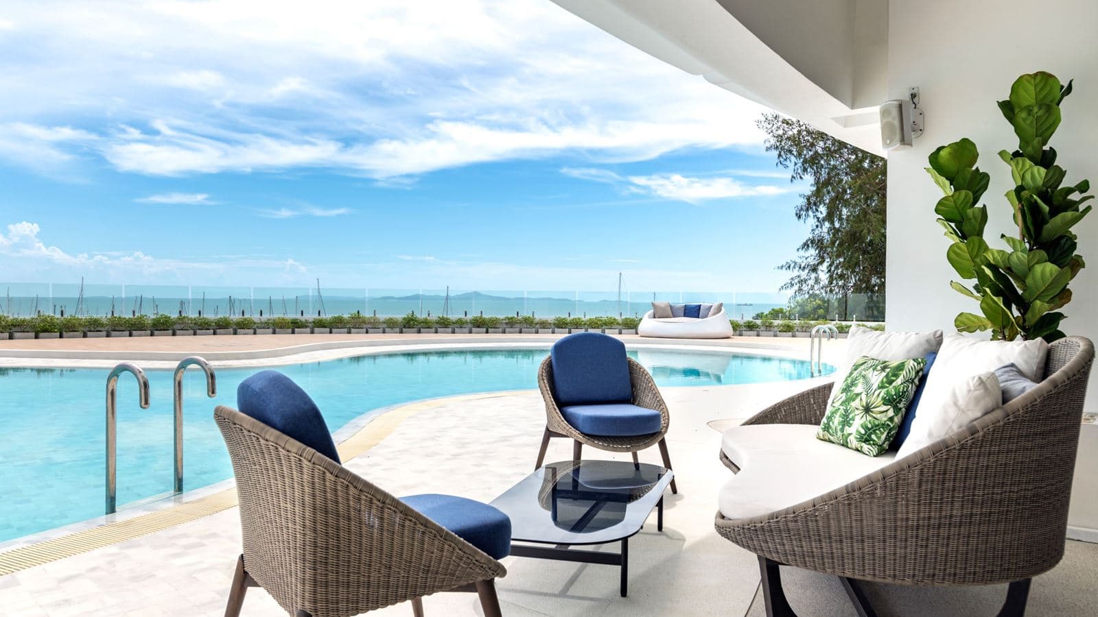 pools-outdoor-childrens-pool