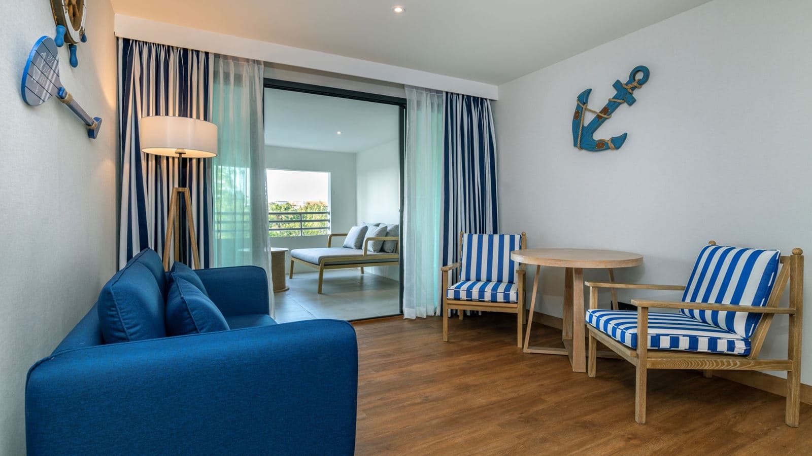 rooms-premier-room
