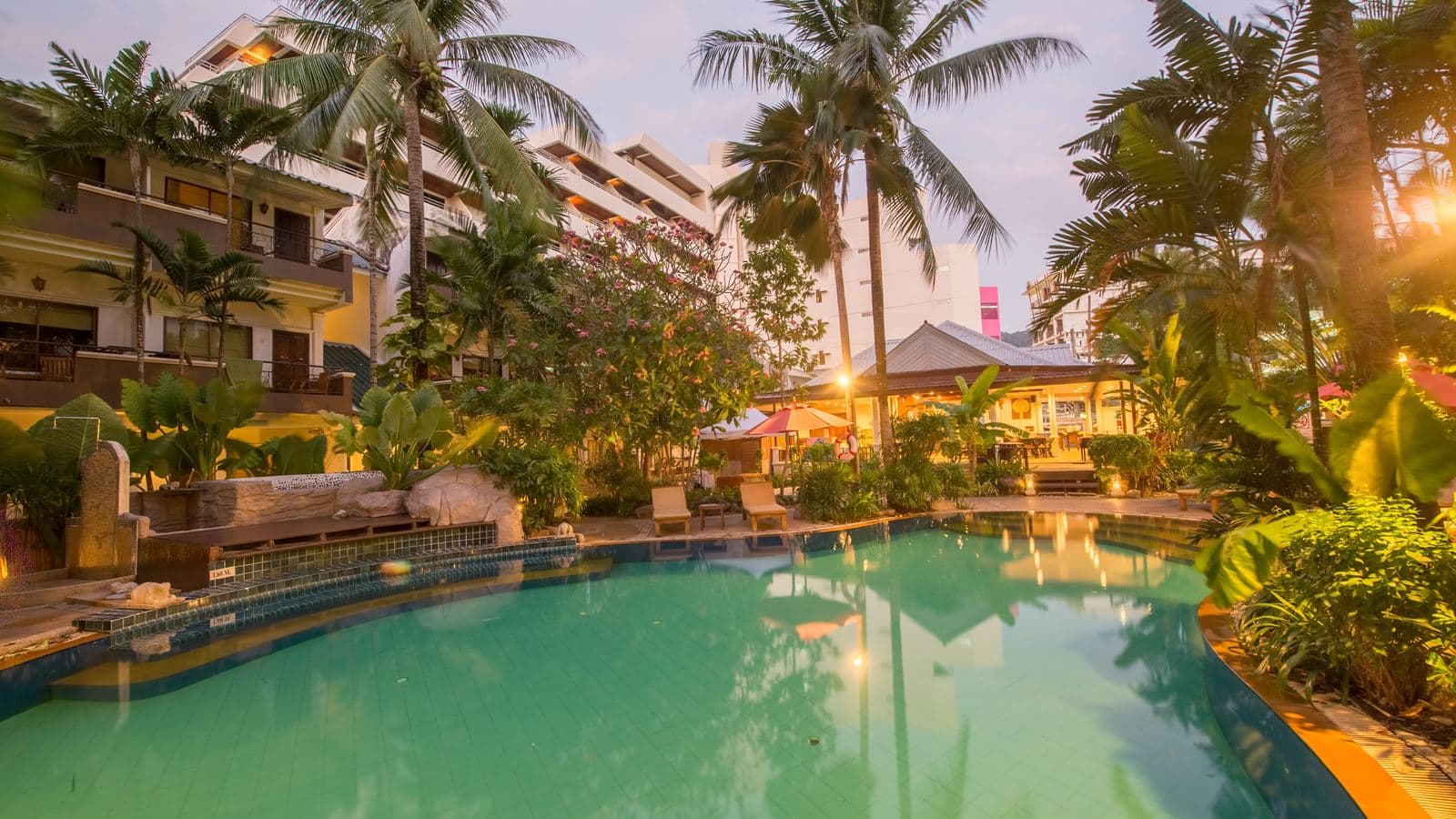 pools-outdoor-pool