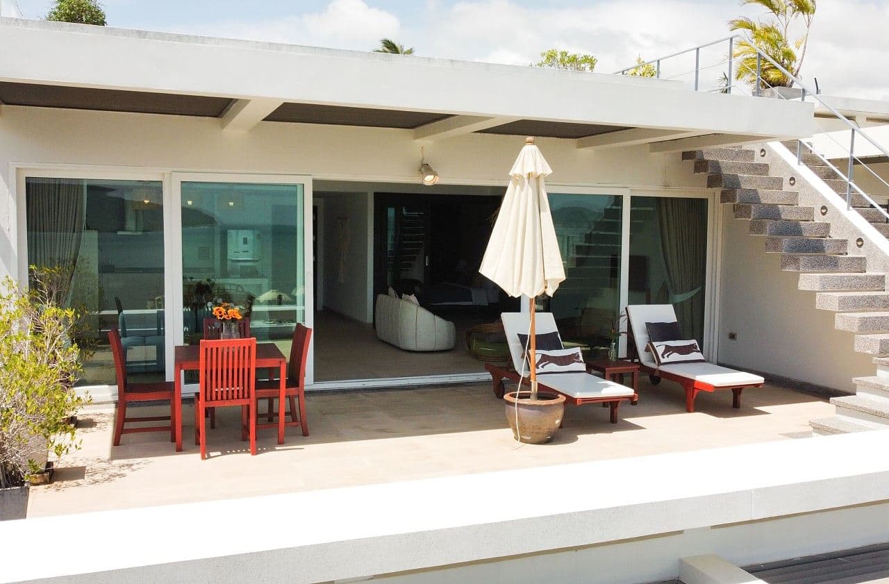 rooms-one-bedroom-penthouse--private-pool