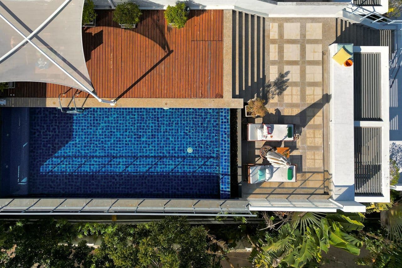 rooms-one-bedroom-penthouse--private-pool