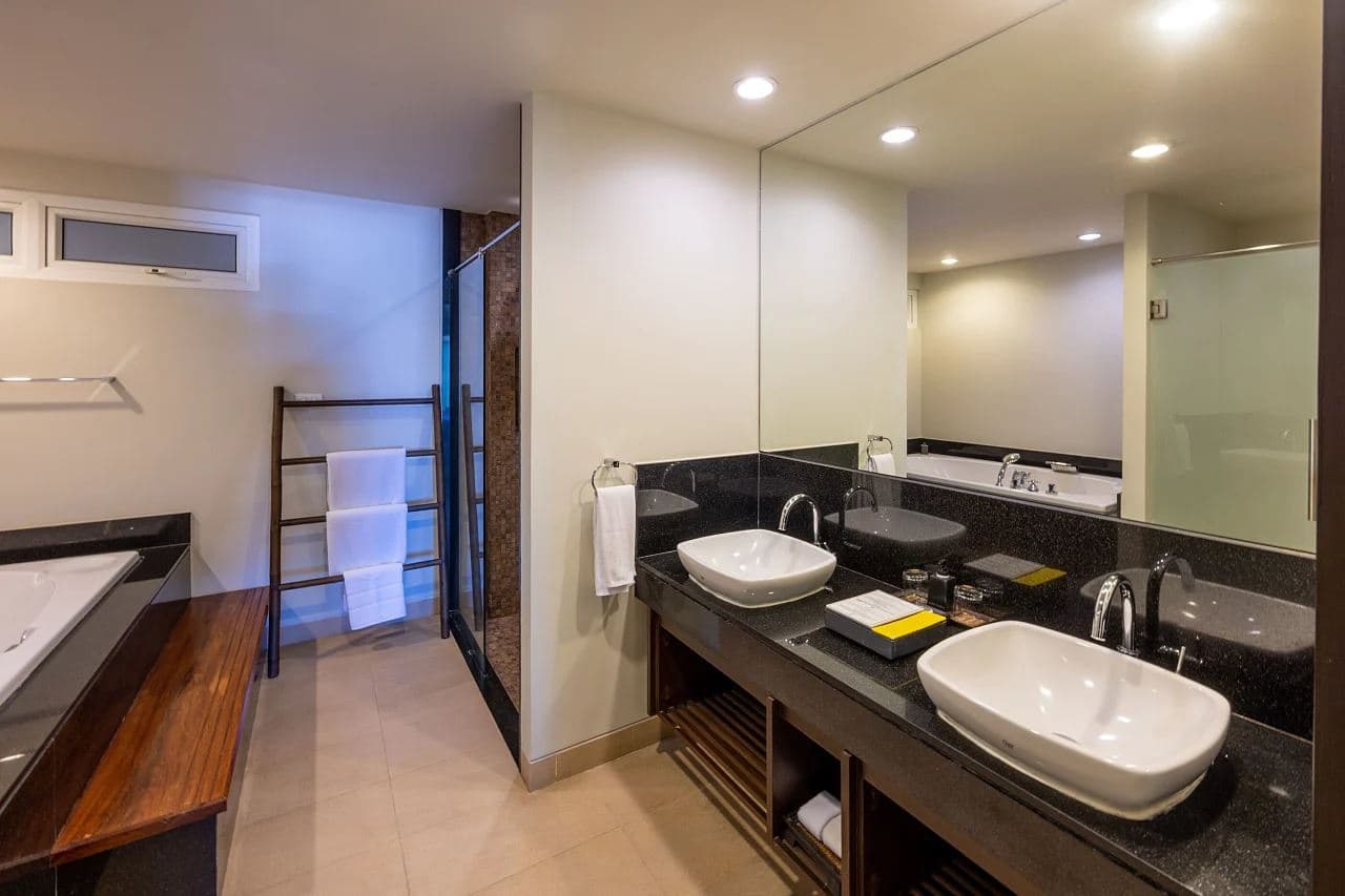 rooms-premium-two-bedroom-apartment-ocean-view