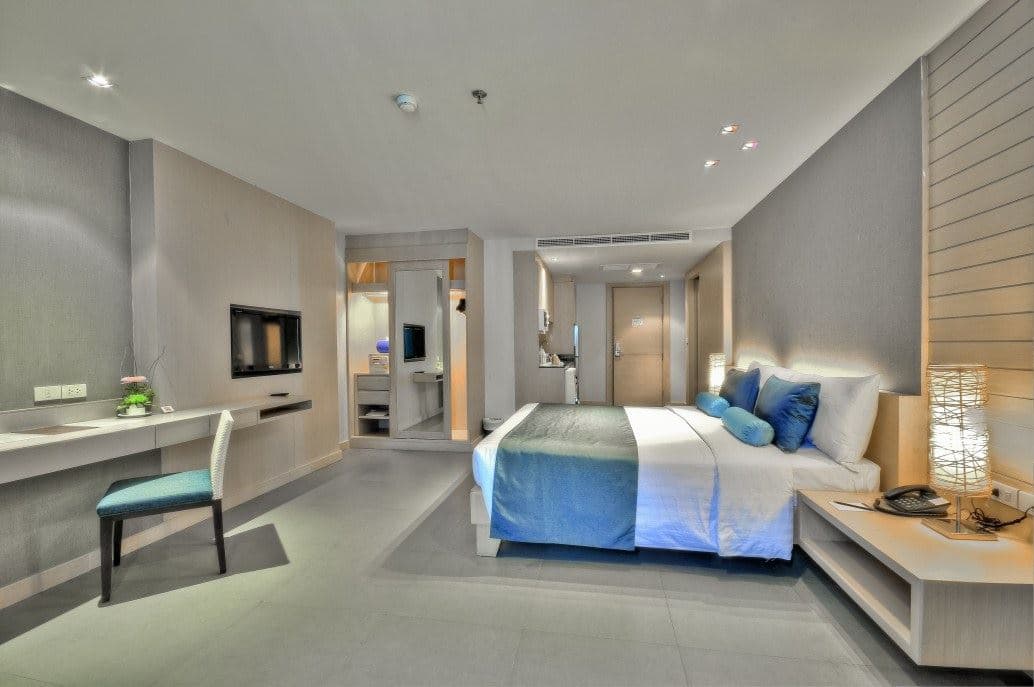 rooms-deluxe-room