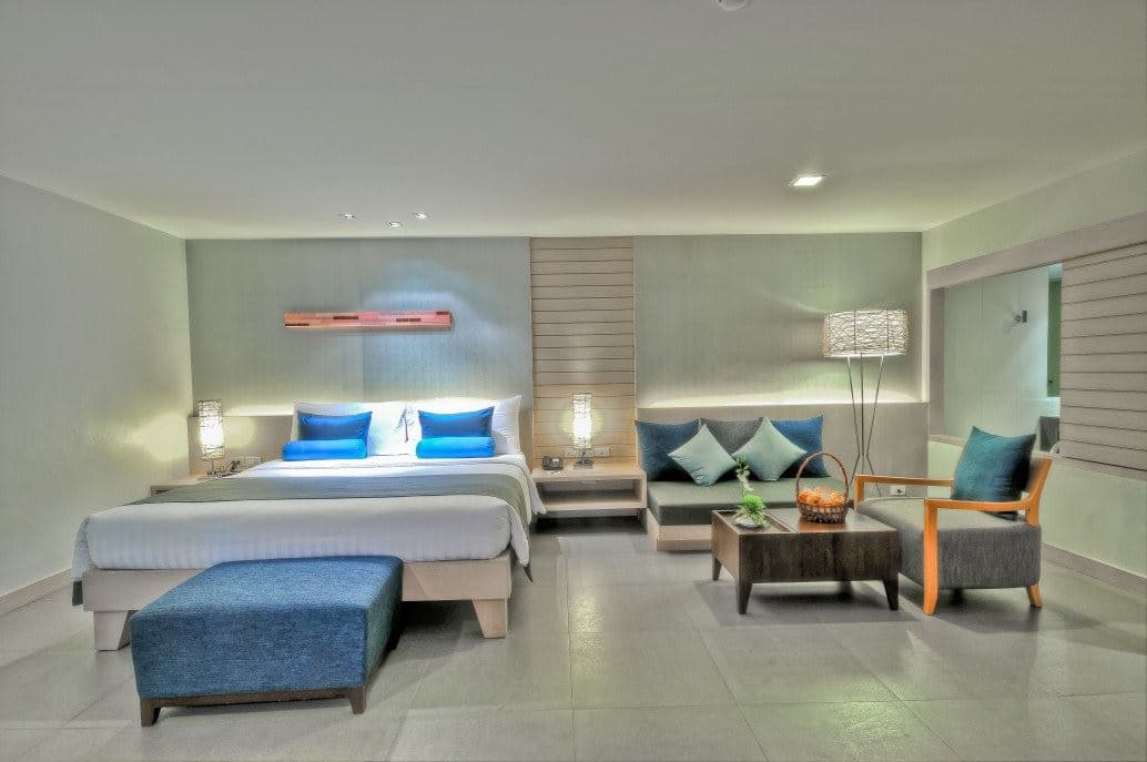 rooms-premier-triple-room