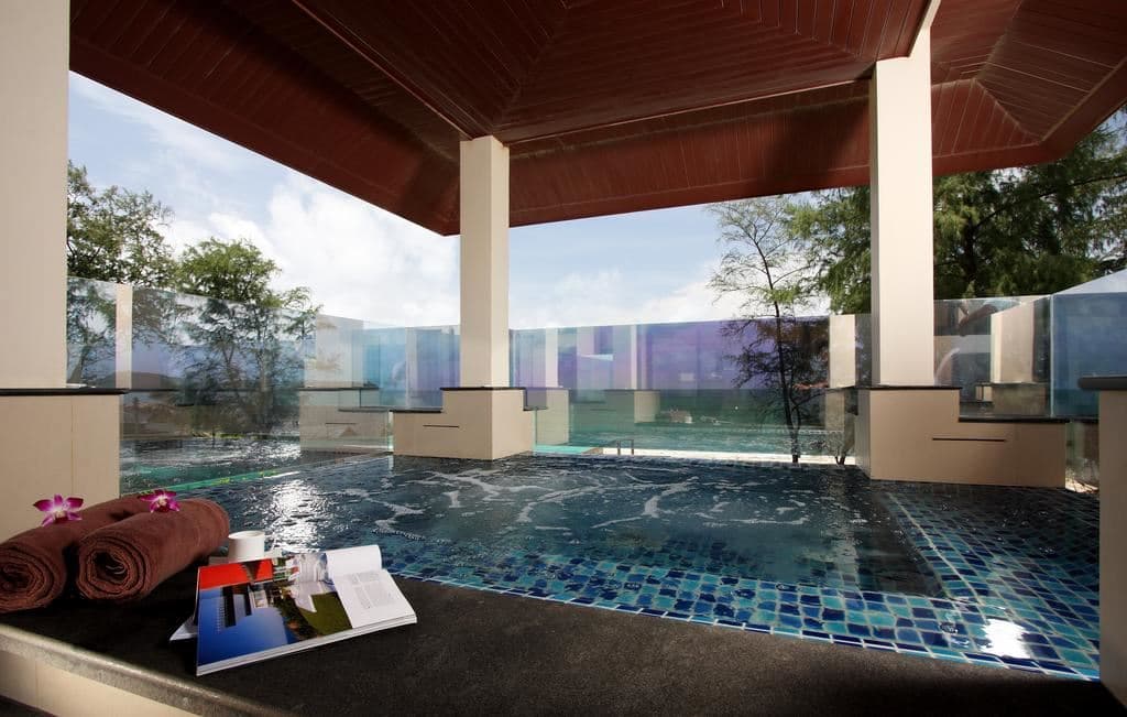 rooms-royal-seaview-jacuzzi-penthouse-3-bedroom