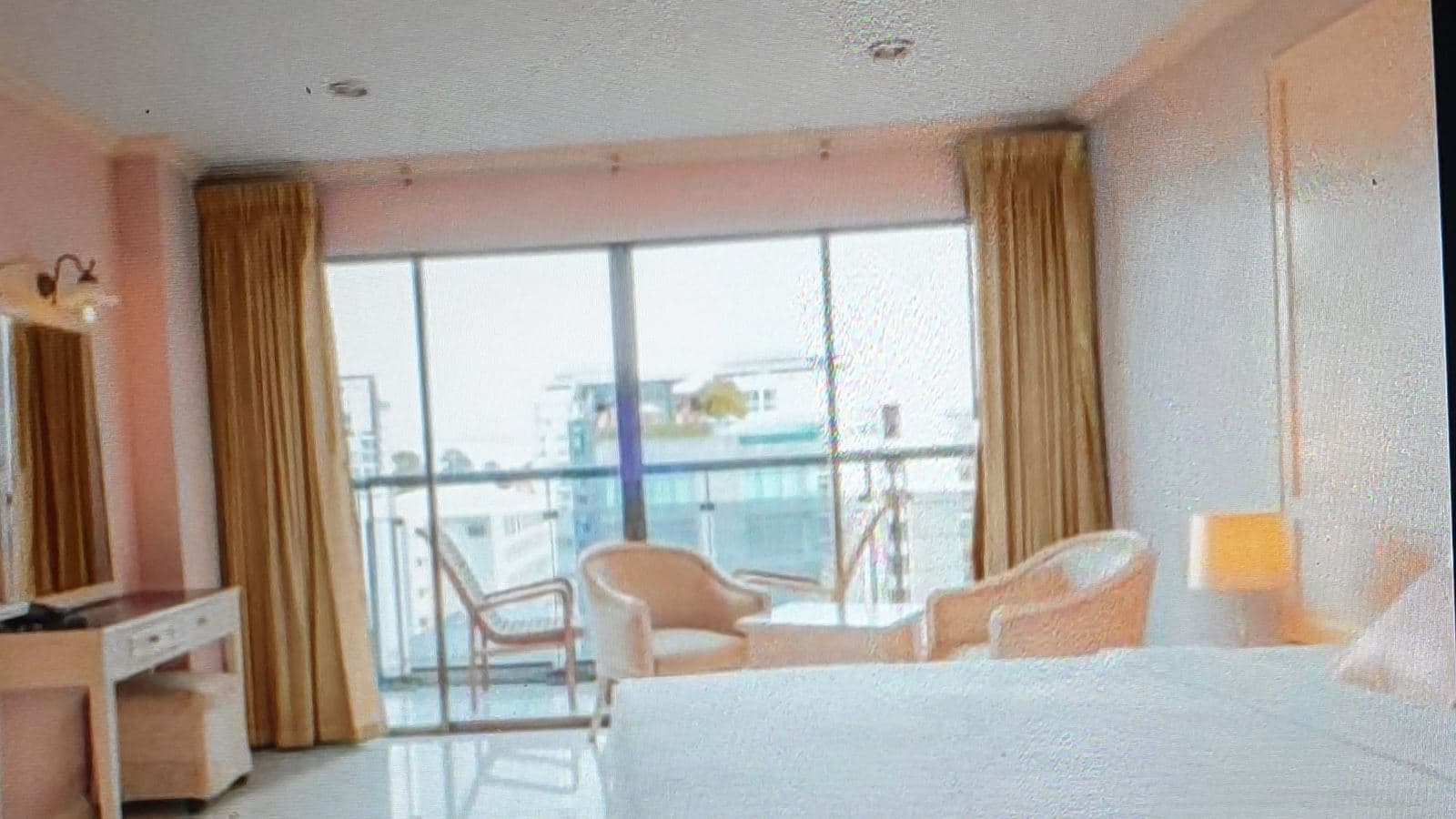 rooms-standard-room