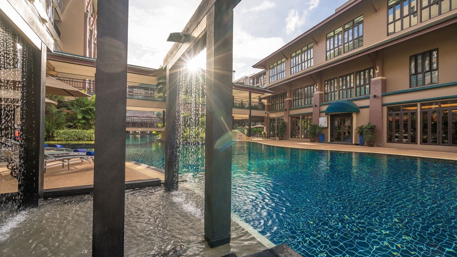pools-outdoor-pool