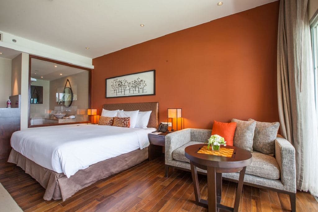rooms-classic-room