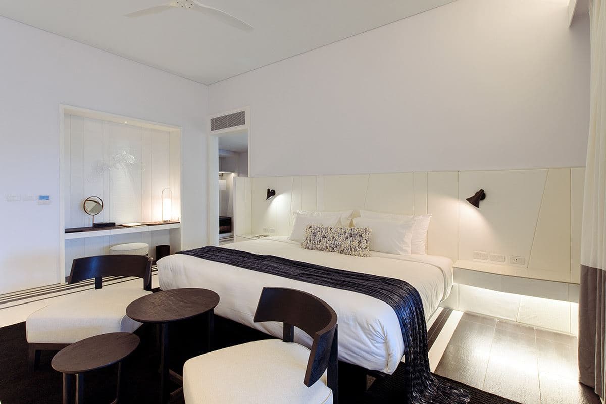 rooms-pool-suite