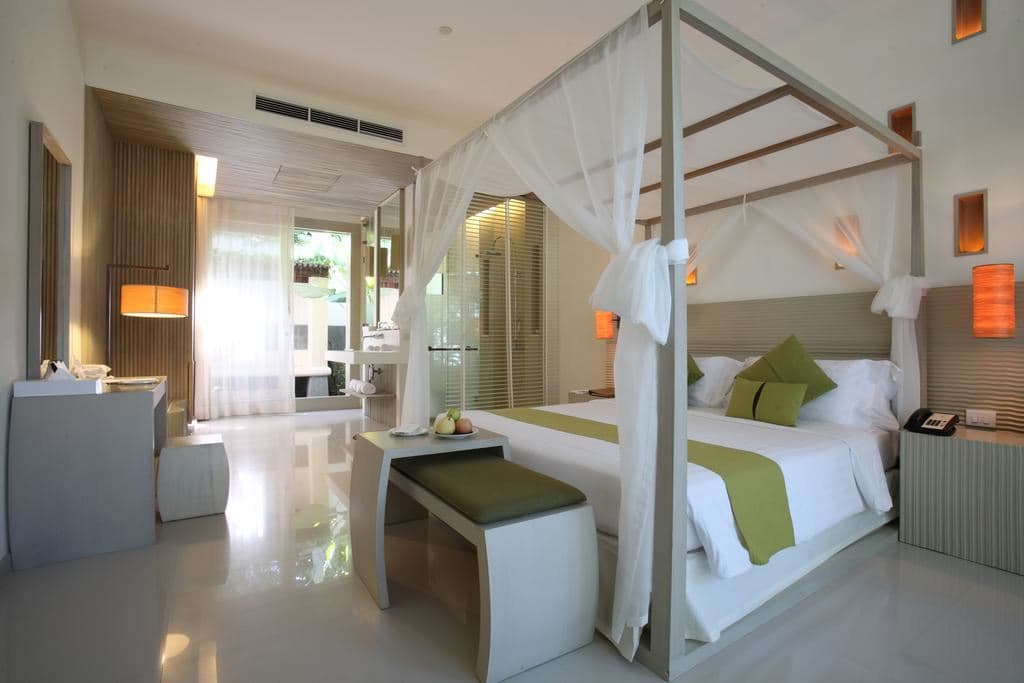 rooms-superior-room