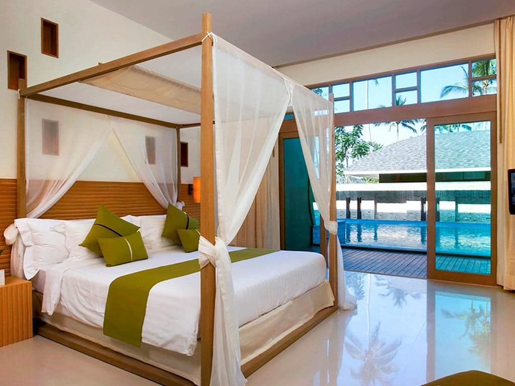 rooms-deluxe-pool-access