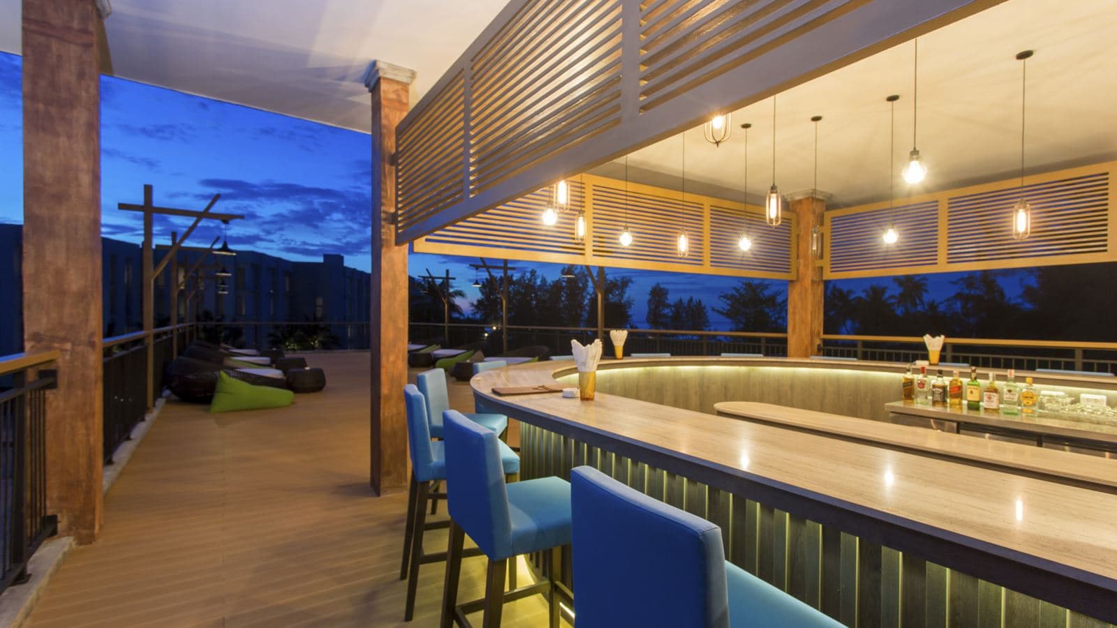 bars-music-and-wine-bar
