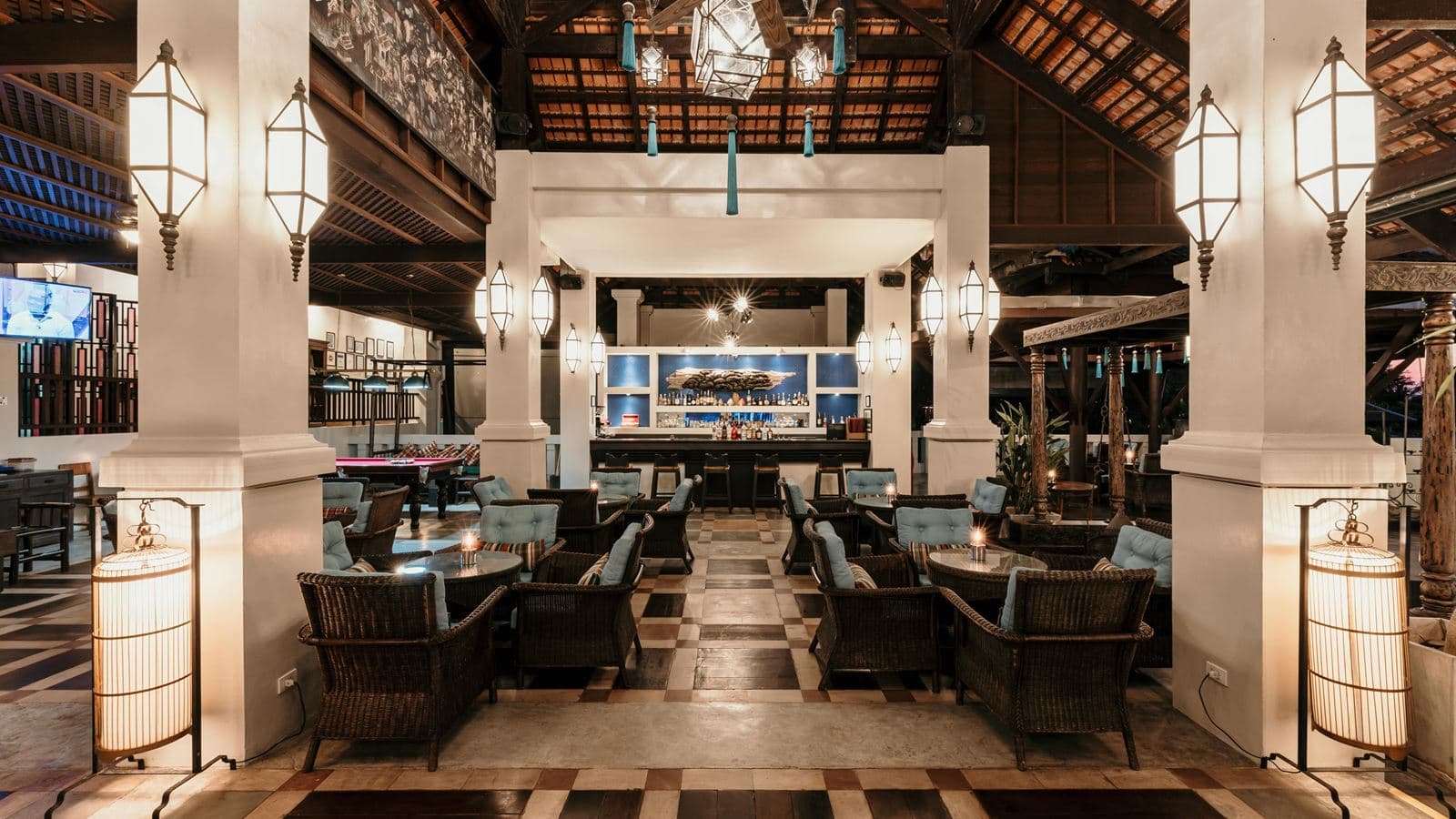bars-club-lounge