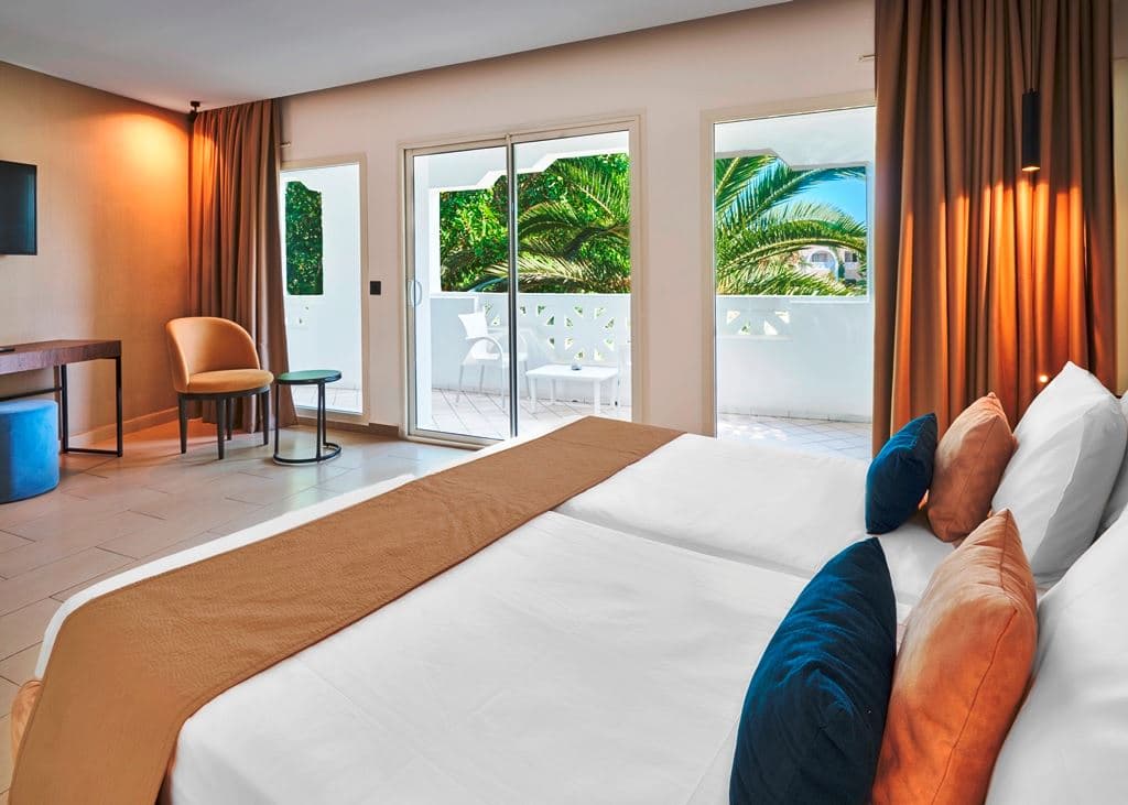 rooms-standard-triple-room-sea-view