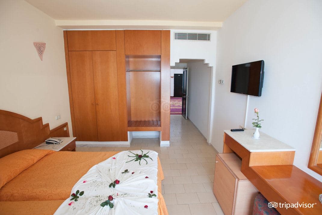 rooms-double-garden-view