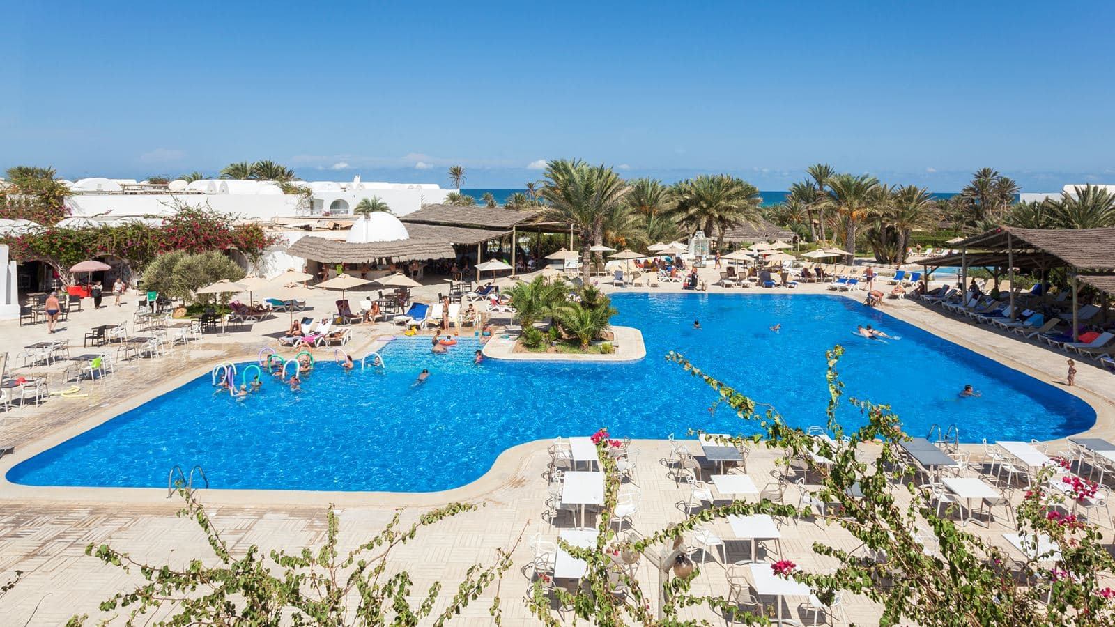 pools-outdoor-pool
