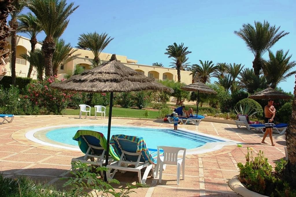 pools-outdoor-pool