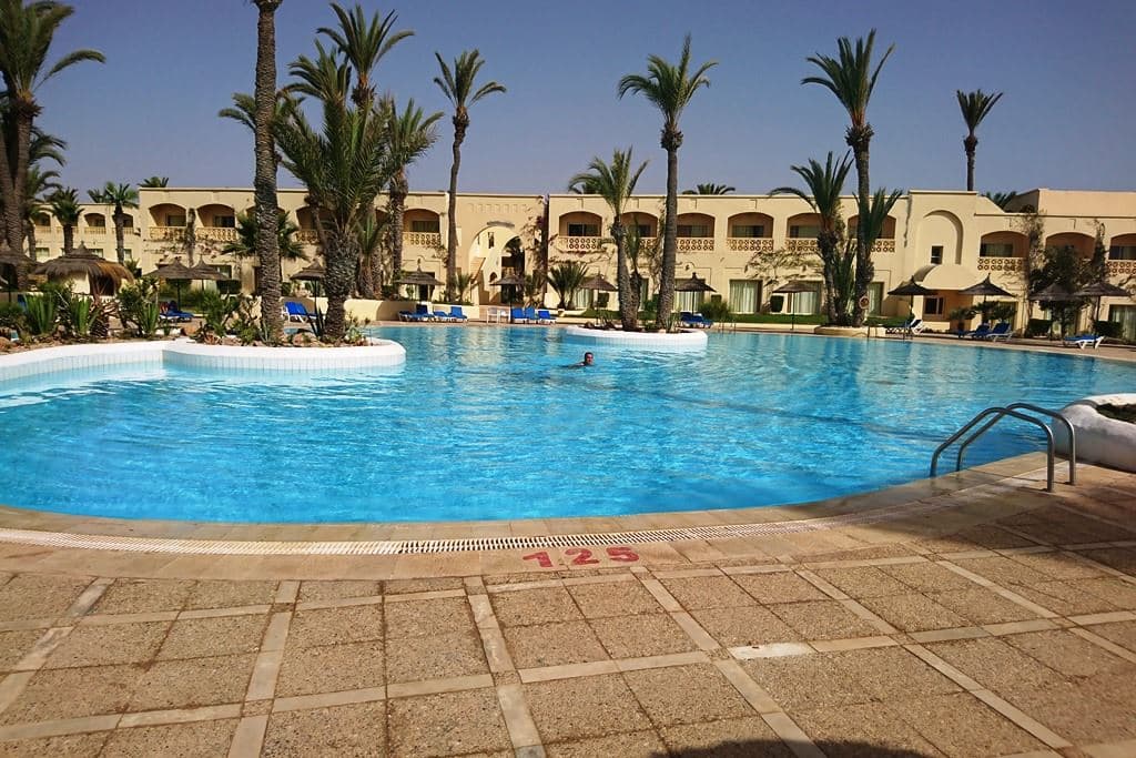 pools-outdoor-pool