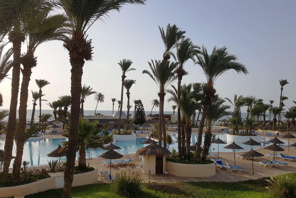 pools-outdoor-pool