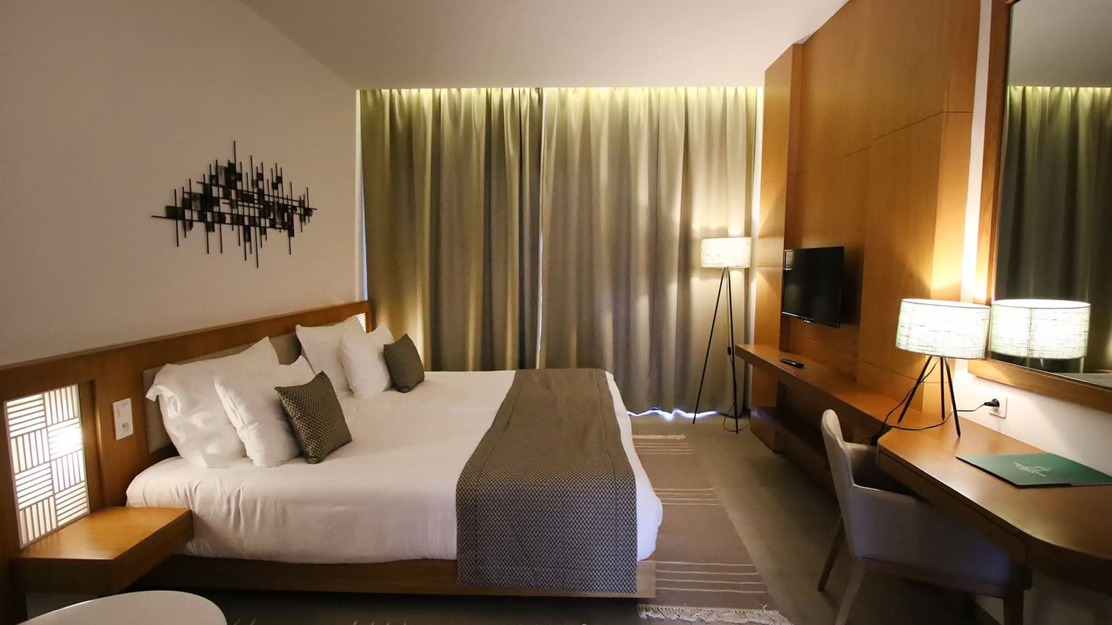 rooms-premium-room