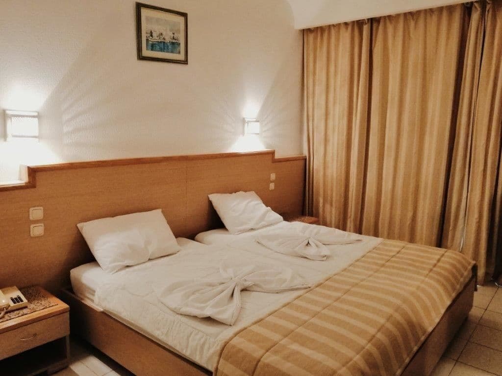 rooms-room-standard-gardenview