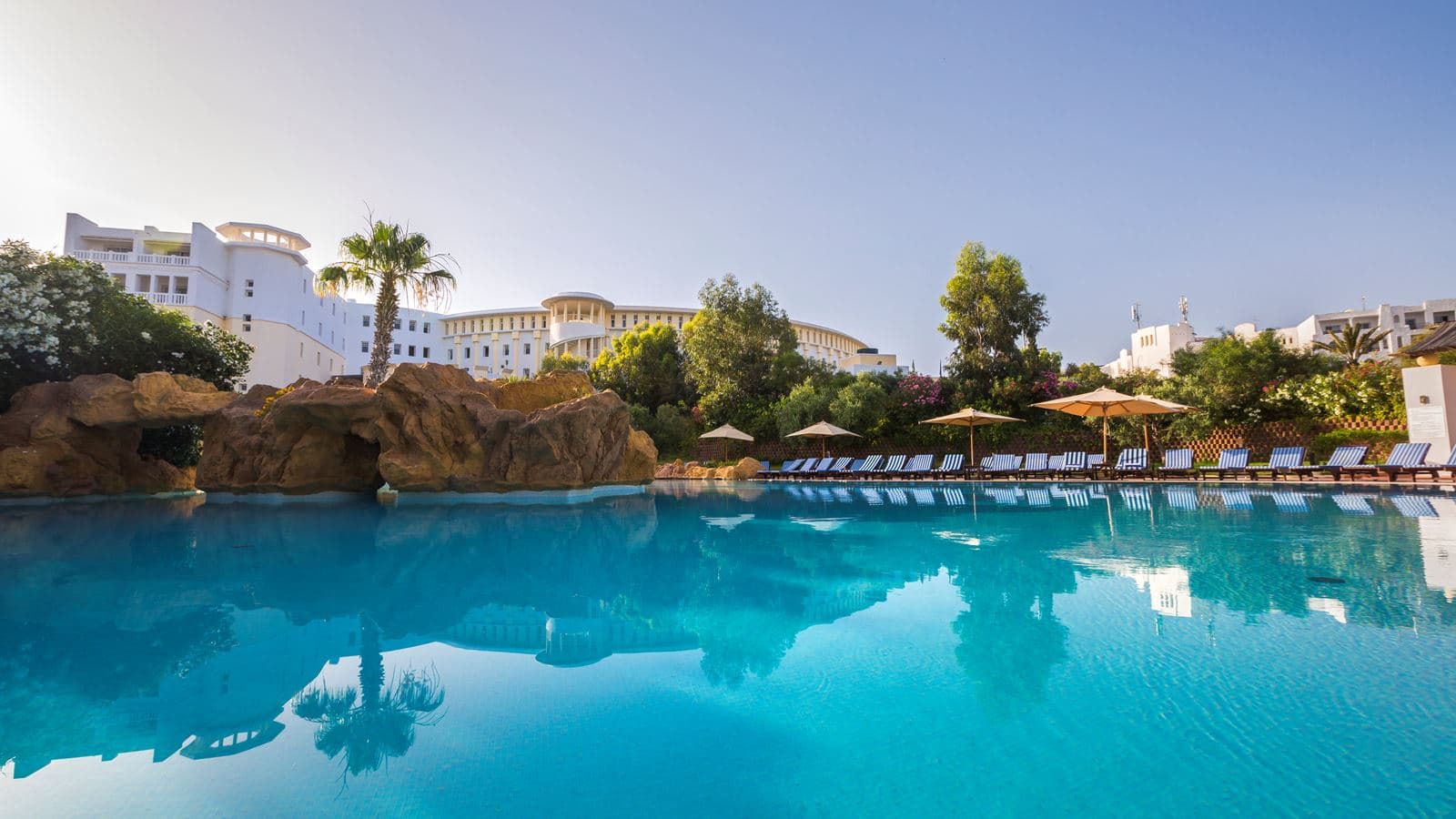 pools-outdoor-pool