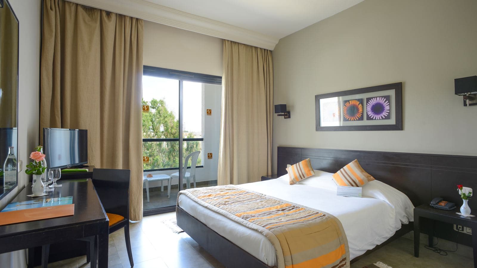 rooms-standard-room
