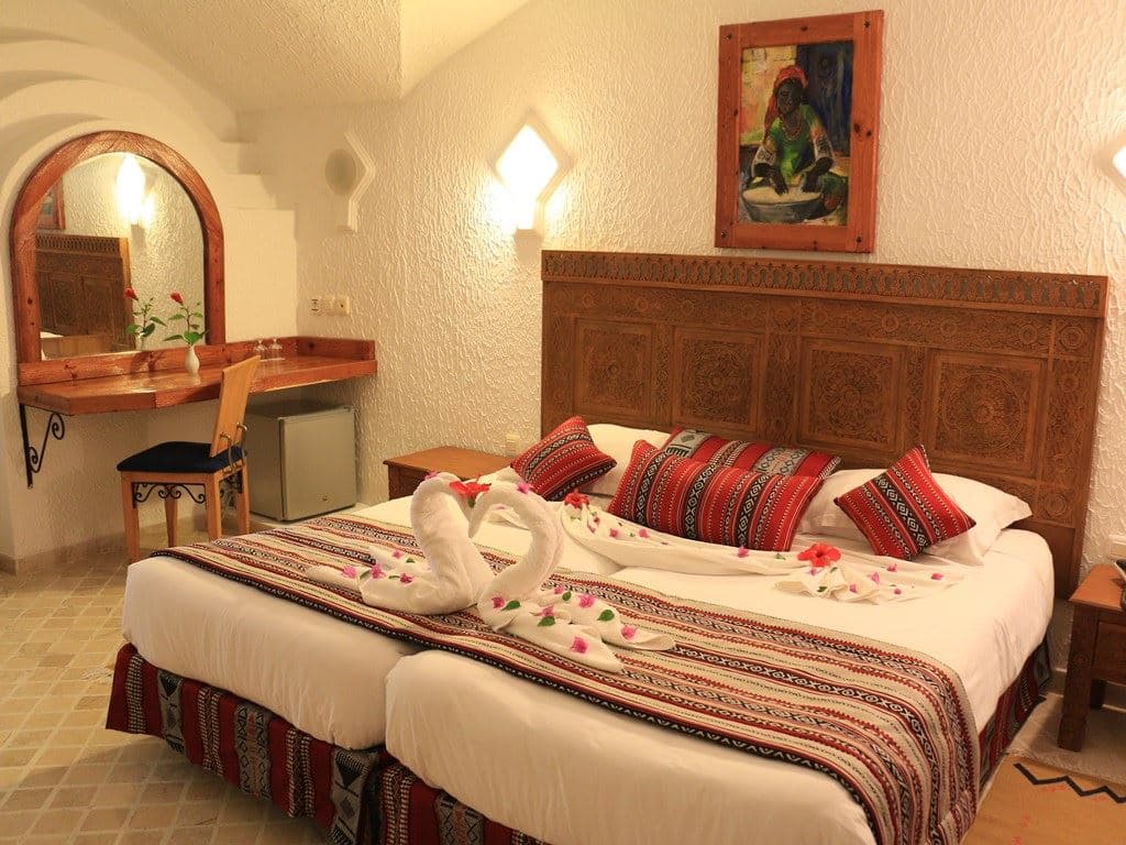 rooms-standard-room