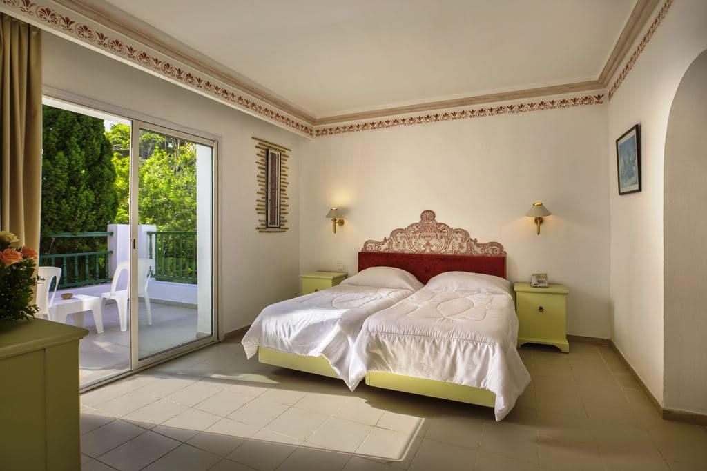 rooms-standard-room