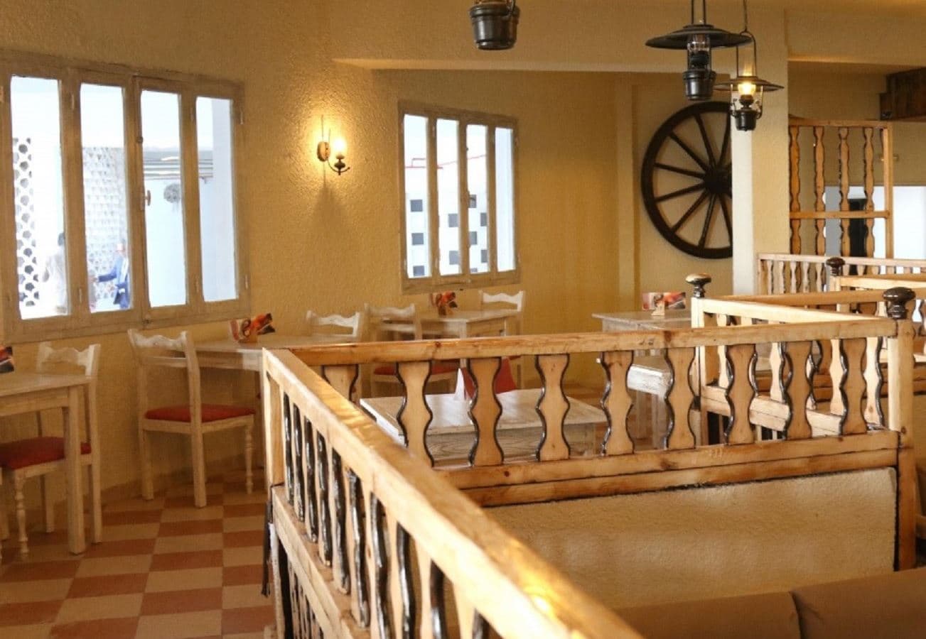 restaurants-restaurants