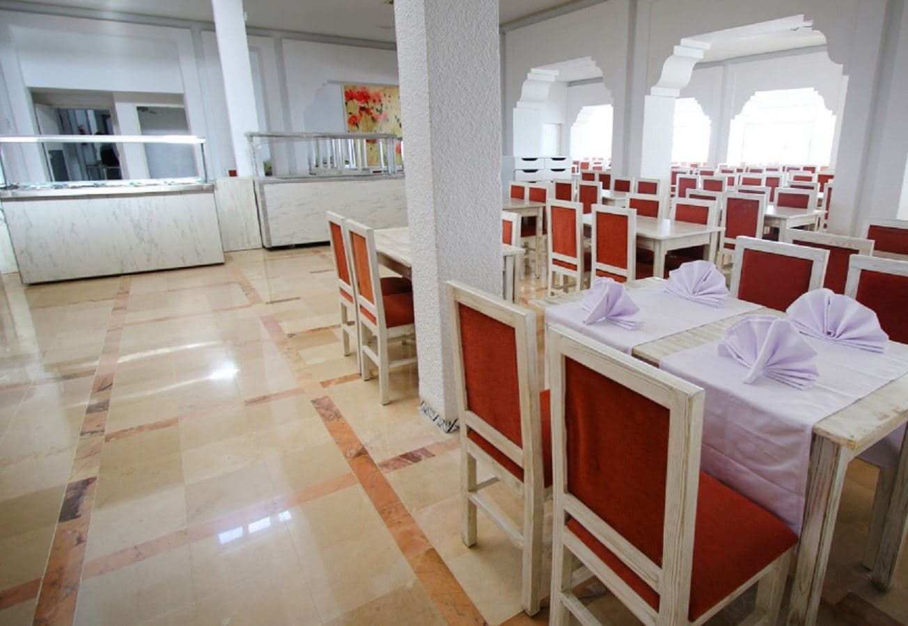 restaurants-restaurants