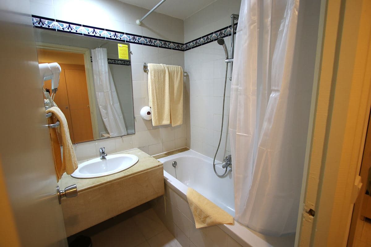 rooms-room-standard