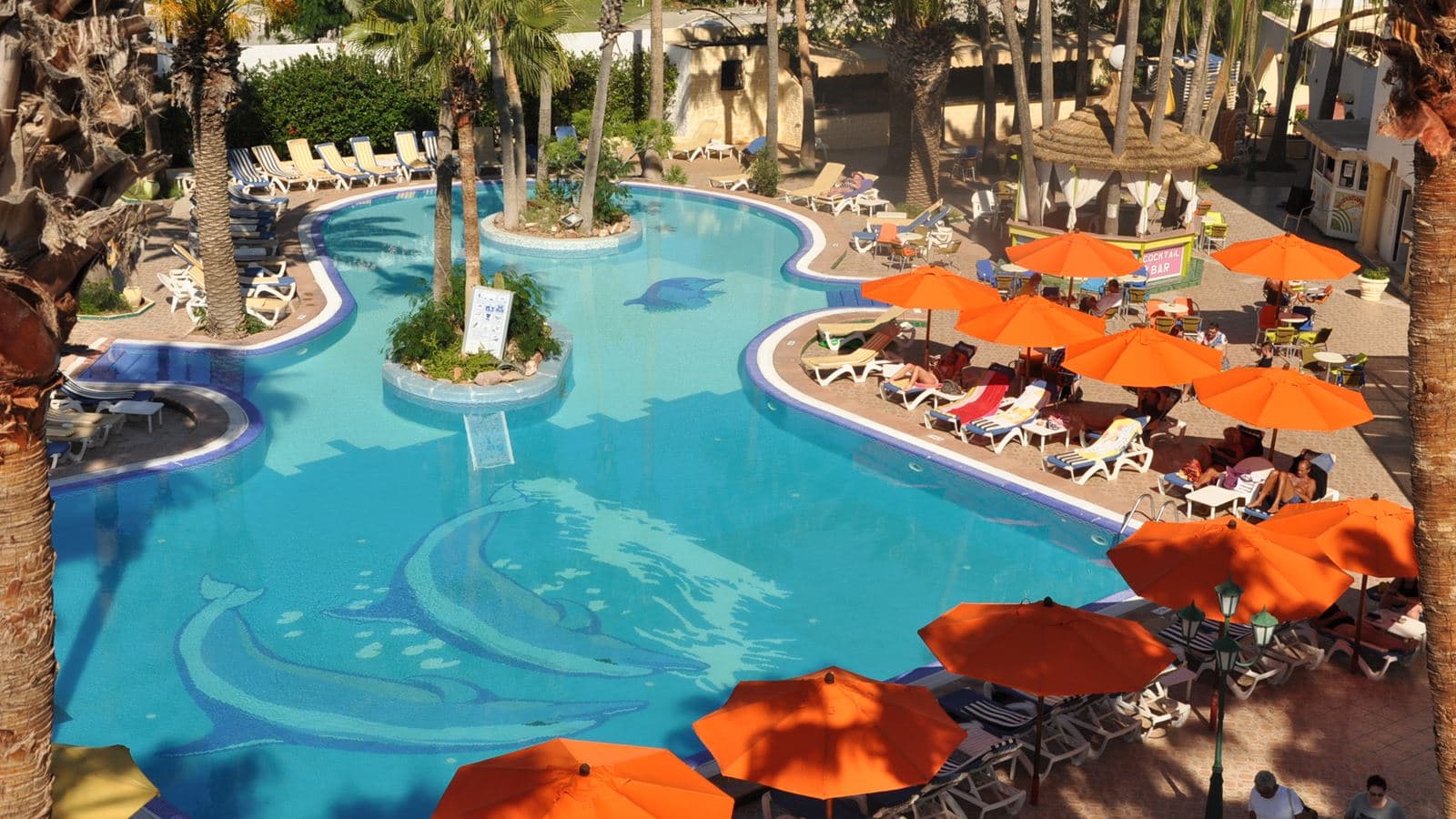 pools-outdoor-pool
