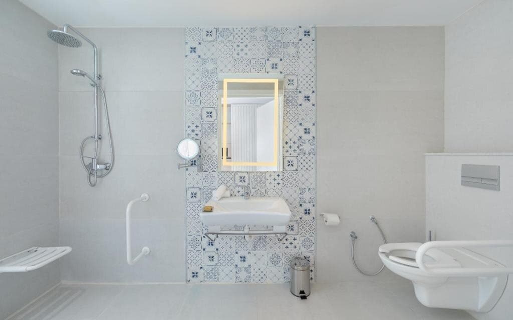 rooms-accessible-guest-room