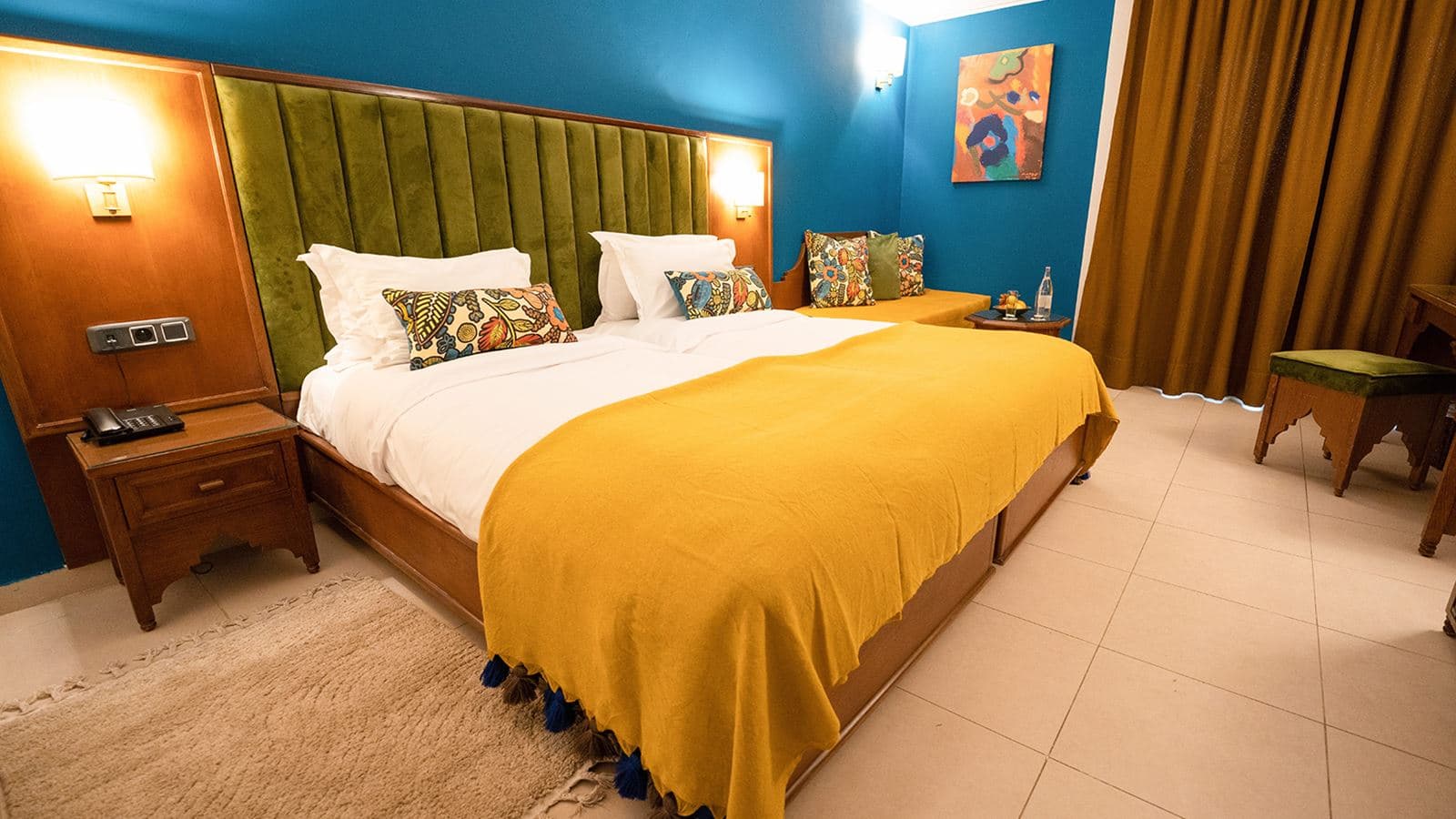 rooms-superior-room