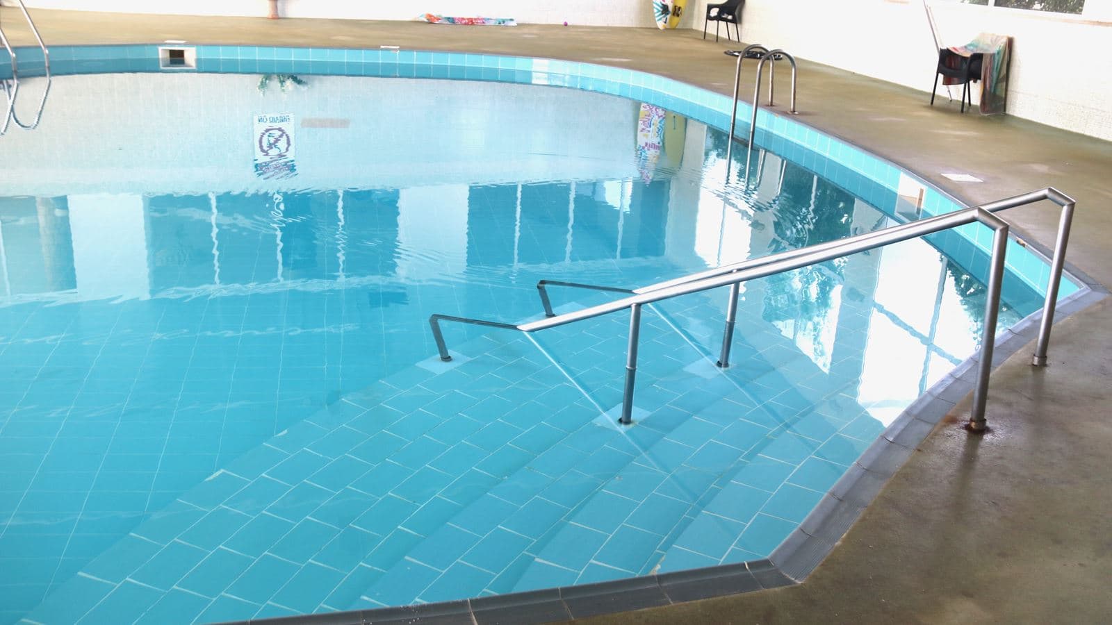 pools-indoor-pool