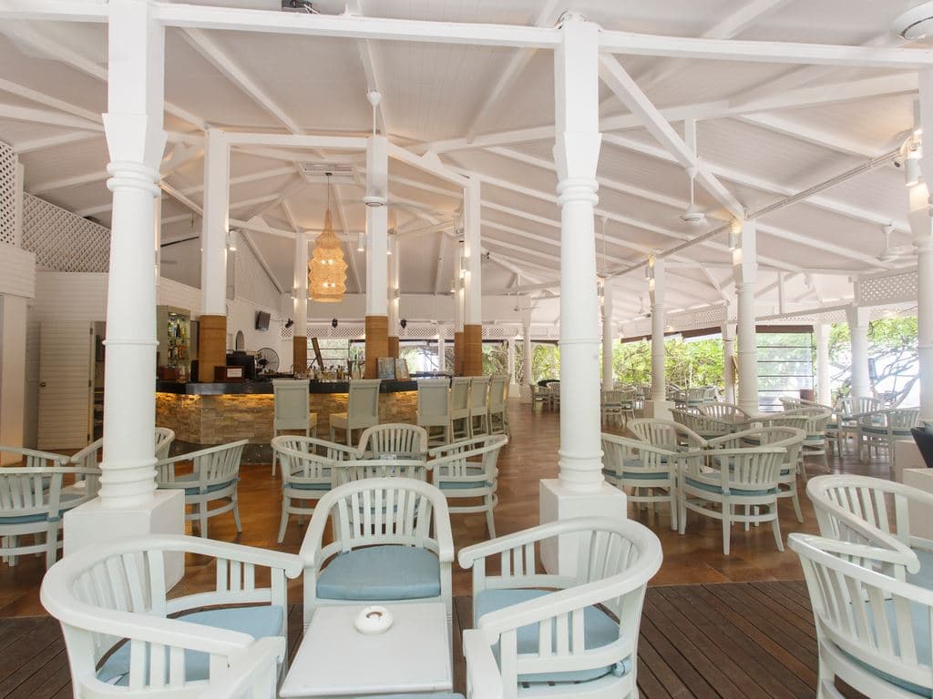 bars-main-bar
